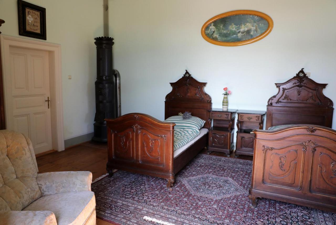 Historicke Apartmany Zelenohorska Posta Nepomuk Dış mekan fotoğraf