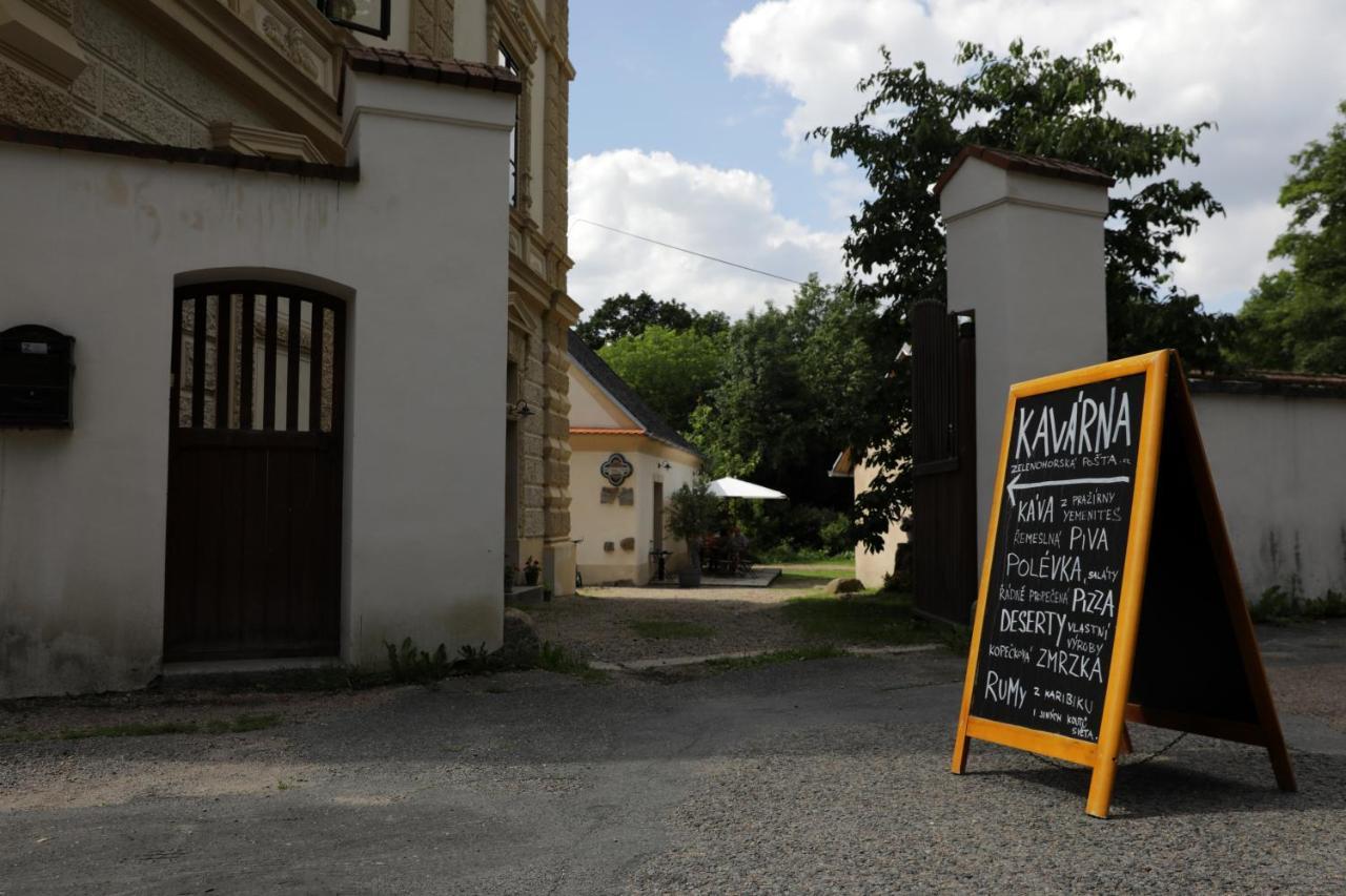 Historicke Apartmany Zelenohorska Posta Nepomuk Dış mekan fotoğraf